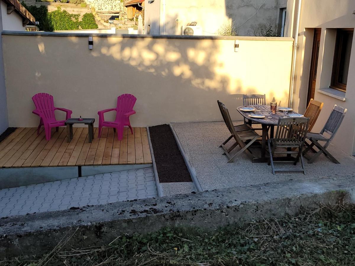 Les Maisons Bareyre - Grandes Maisons Avec Terrasse Saint-Sandoux Exterior photo